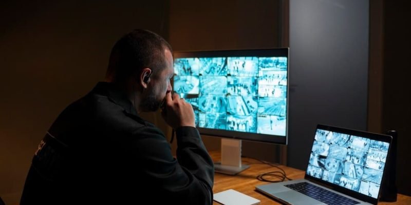 Jasa melacak orang hilang profesional